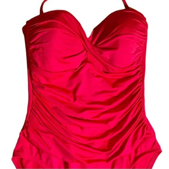 La Blanca Twist Front Bandeau One-Piece Swimsuit Vivid Berry Red Women’s Size 12 - Picture 6 of 12